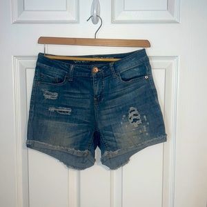 Vanilla Star Mid Rise Midi Shorts